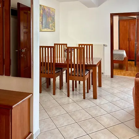 Stunning In 메덜린