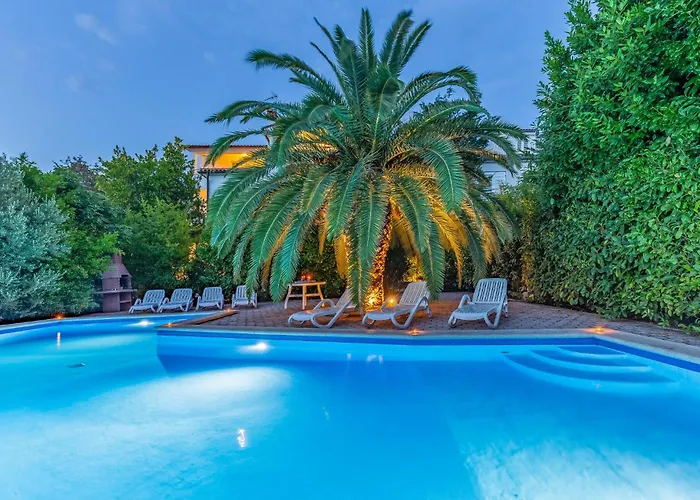 Stunning In 아파트 메덜린