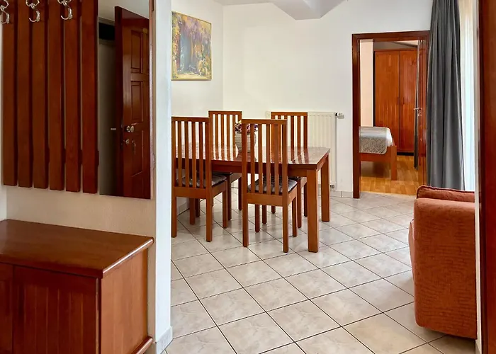 Stunning In 메덜린