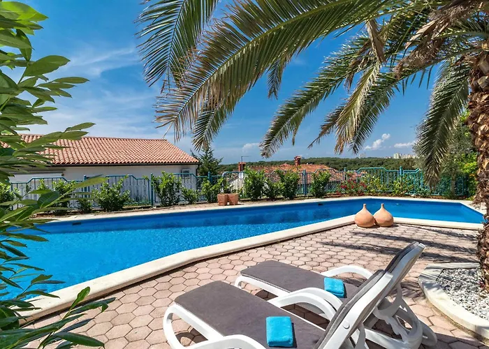 Апартаменты Stunning In